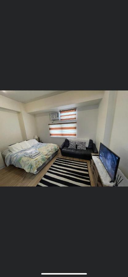 Khentdrick'S Place At Holland Park Southwoods Binan Buitenkant foto